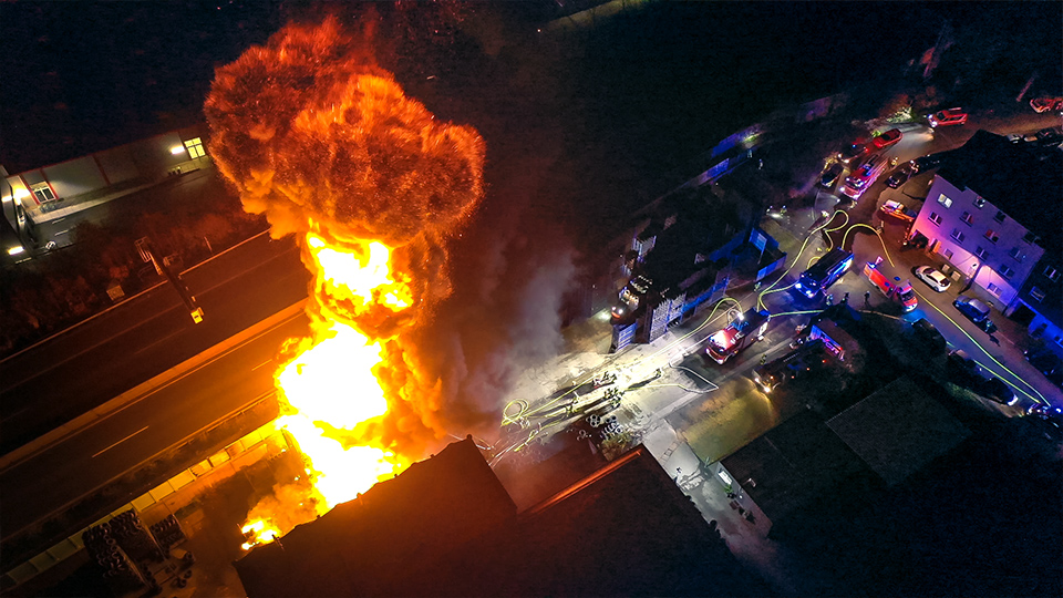 Feuer-und-Flamme-Staffel-4-SEO-Entertainment-WDR_Teaser1b