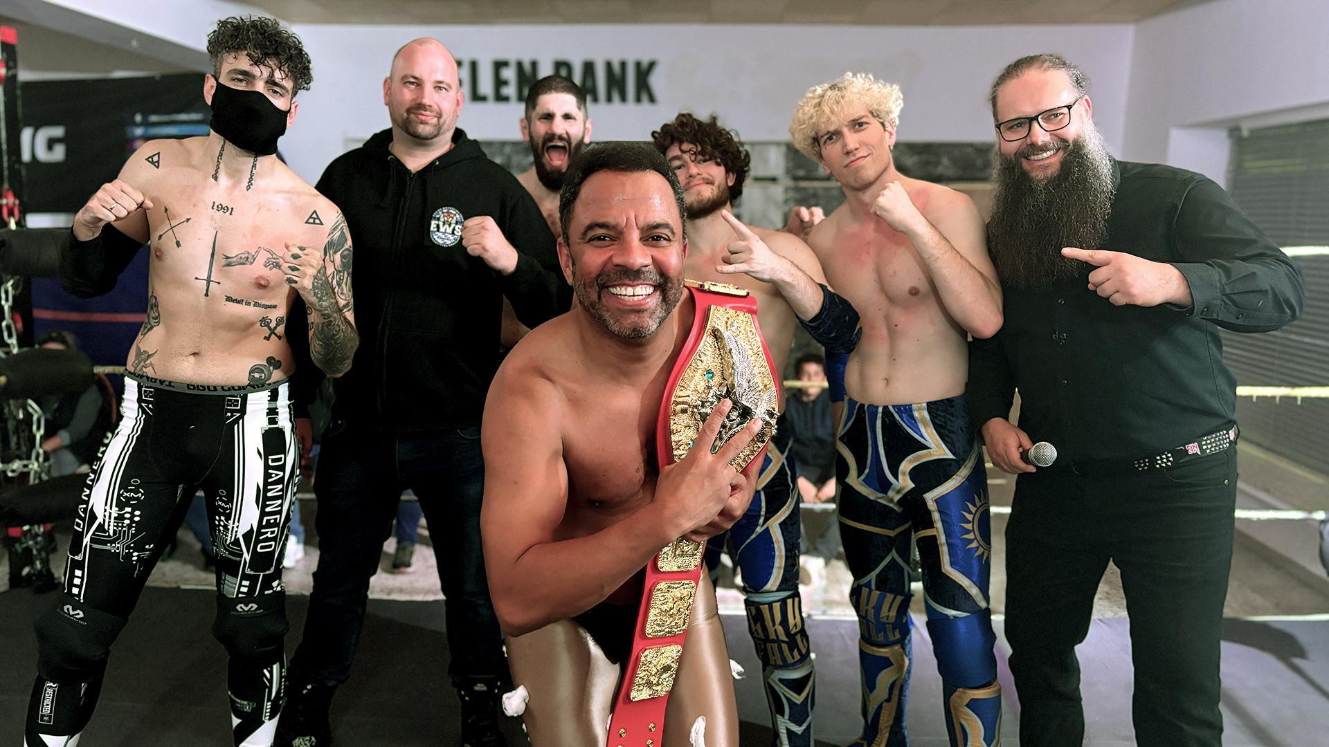 Simon Pearce beim Wrestlingverein EWS Erding in Comedy auf Bestellung